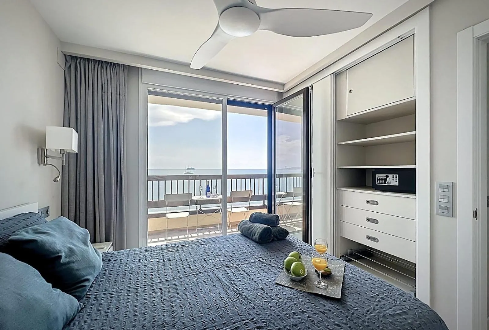 Espectaculares Vistas Al Mar Playa Malagueta Apartment Malaga