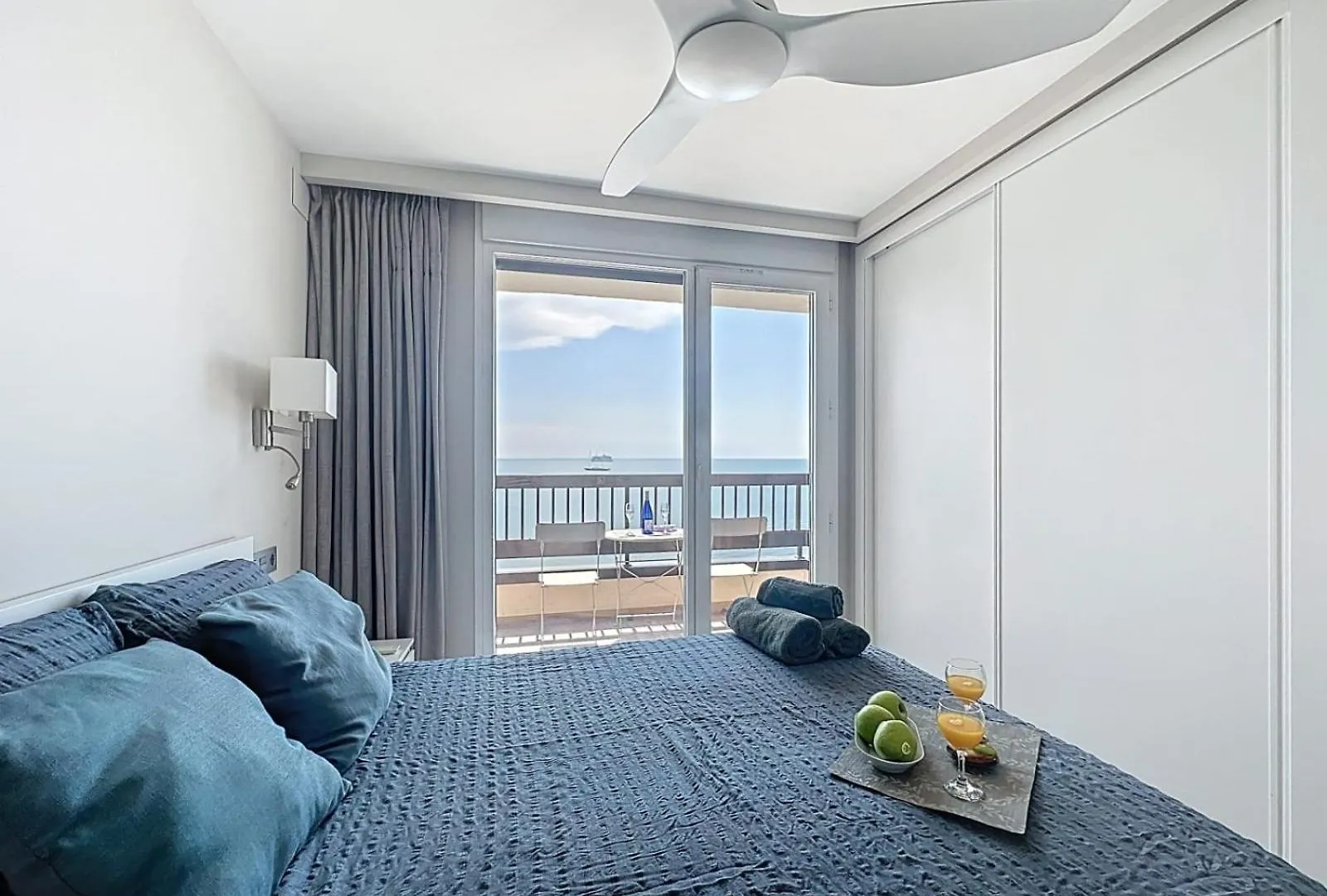 Espectaculares Vistas Al Mar Playa Malagueta Apartment Malaga